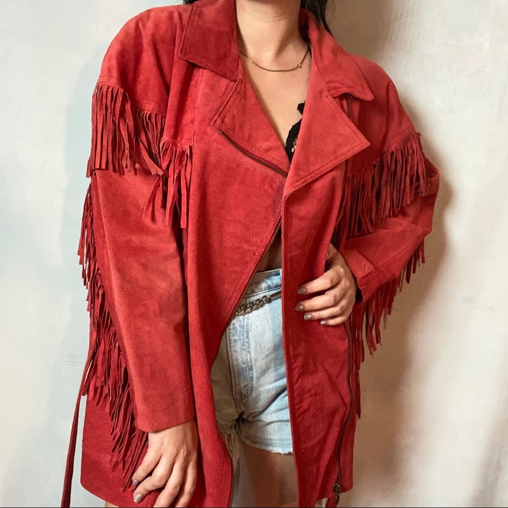 VINTAGE 100% LEATHER RED FRINGE SHORT TRENCH COAT - Picture 3 of 9